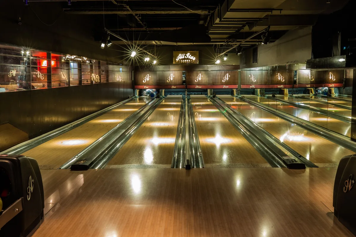 bowling in Kingston upon Thames
