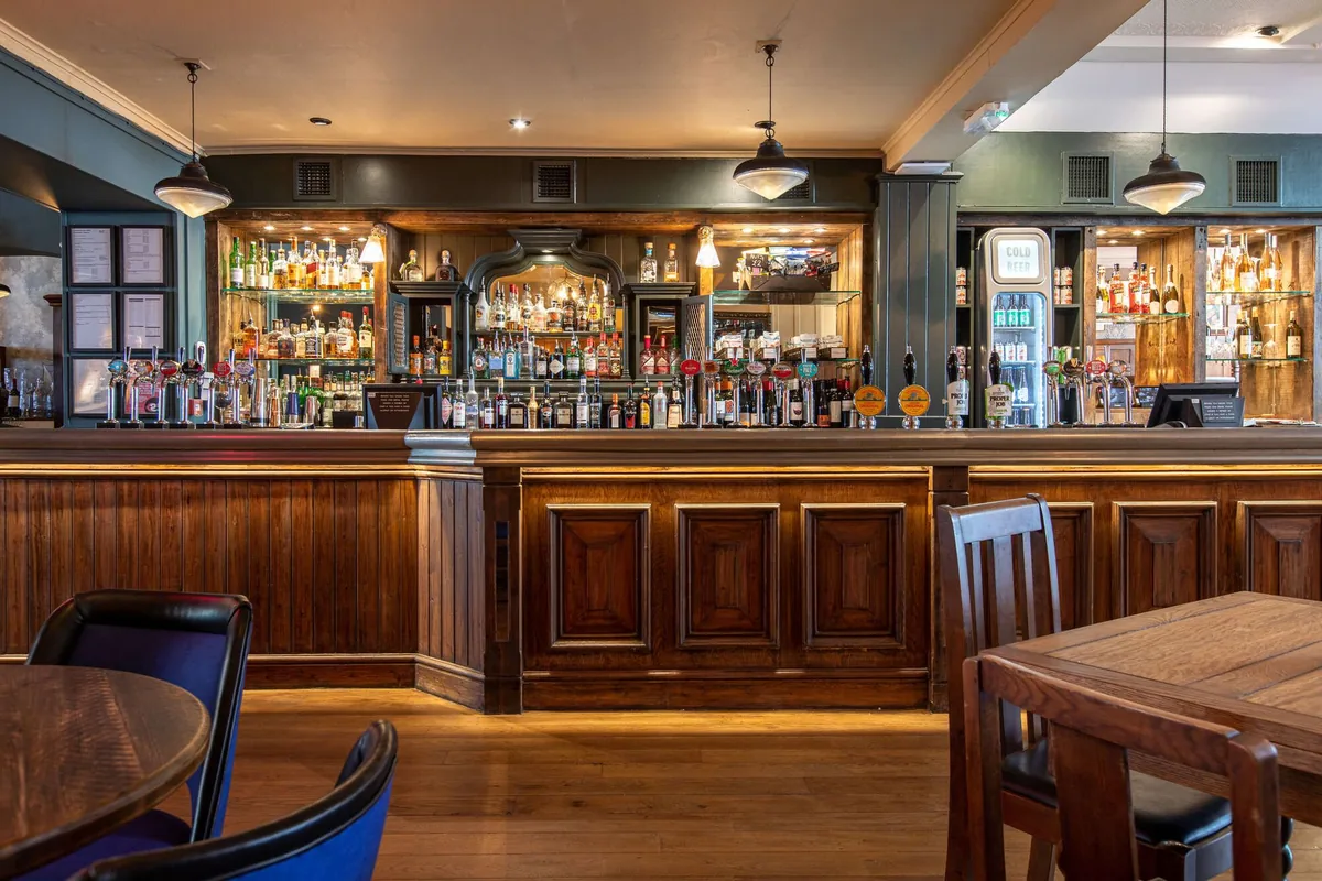 Cock Tavern (Fulham), darts in Fulham