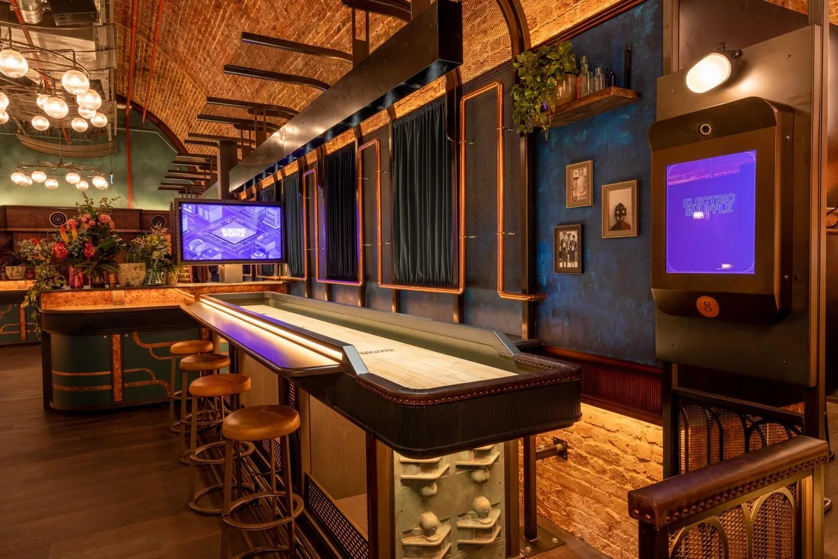 Electric Shuffle Bermondsey, shuffleboard in Bermondsey