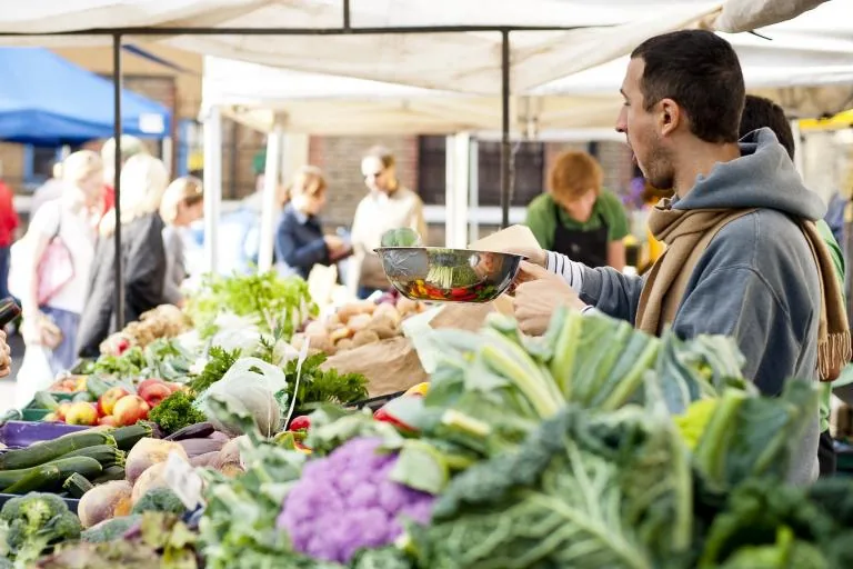 High Street Kensington Farmers Market, farmers market in Kensington