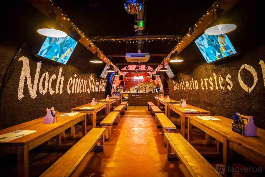 Krazy Karts (Bermondsey Bierkeller) London Bridge, ping-pong in London Bridge