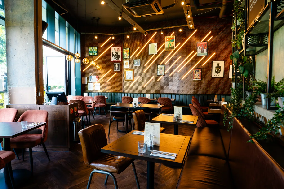 Leadbelly's Bar Borough, darts in Borough