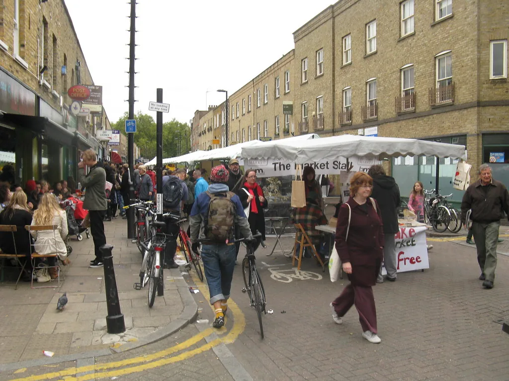 London Fields Sunday Market, market in London Fields
