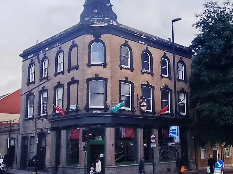 Nambucca, darts in Archway / Holloway (Islington), N7