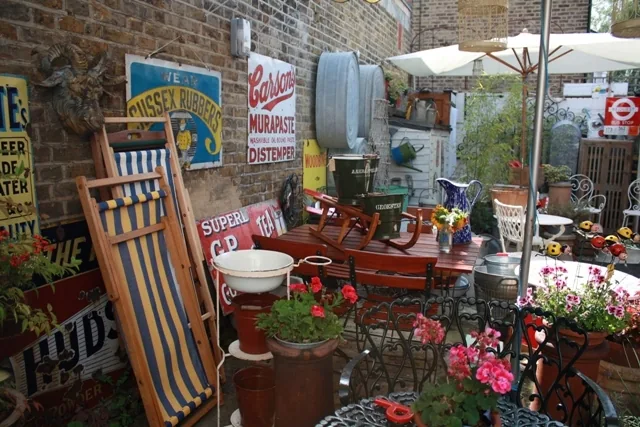 North Cross Road Market, market in East Dulwich, Southwark