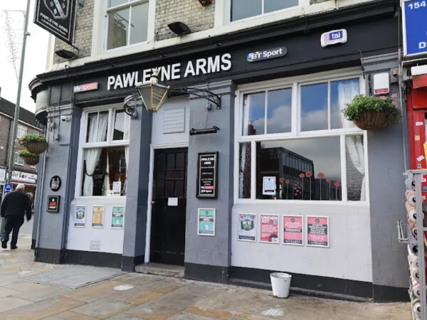 Pawleyne Arms, pool in Penge