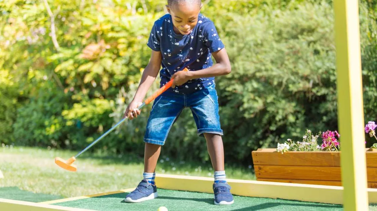 Plonk Crazy Golf at Horniman Museum Forest Hill, mini-golf in Forest Hill