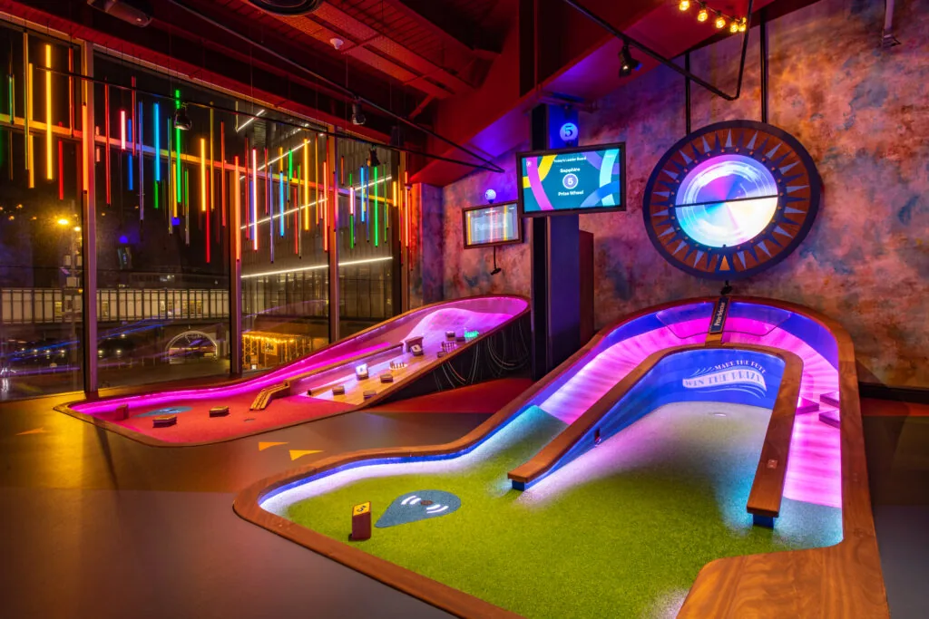 Puttshack White City, mini-golf in White City