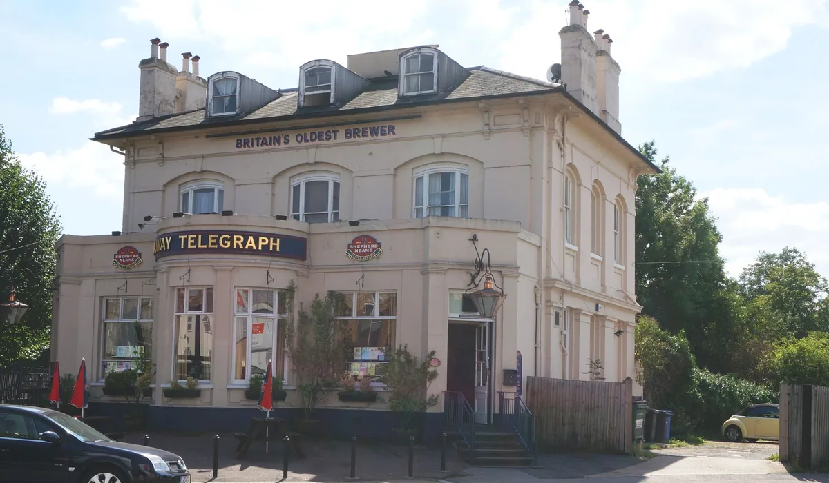 Railway Telegraph, pool in Forest Hill
