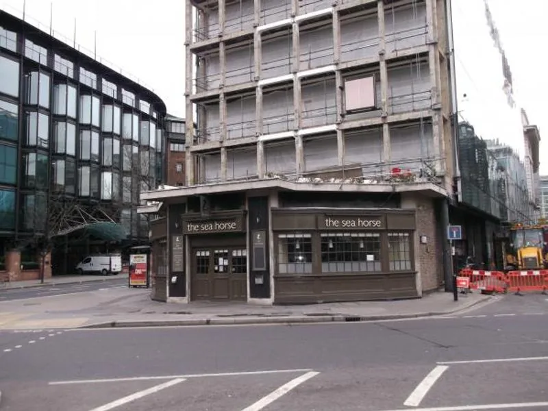 Sea Horse, darts in City of London, EC4