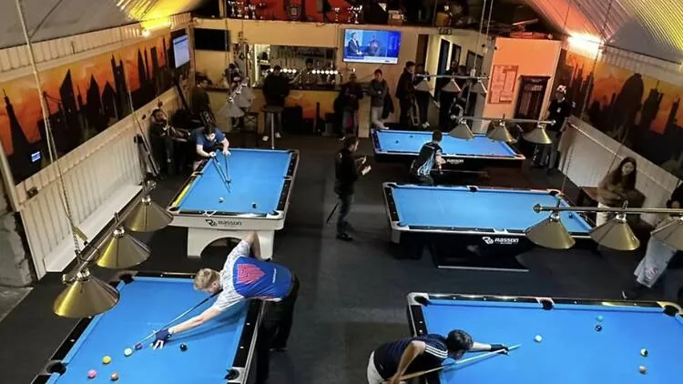 Spots & Stripes, darts in Southwark / Bankside, SE1
