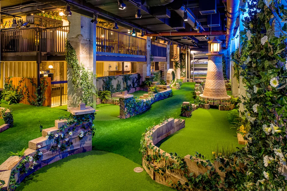 Swingers City, mini-golf in City