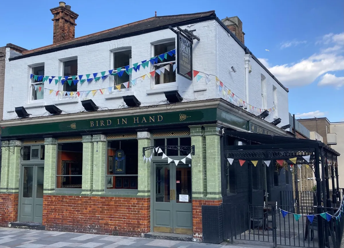 The Bird in Hand, pool in Forest Hill