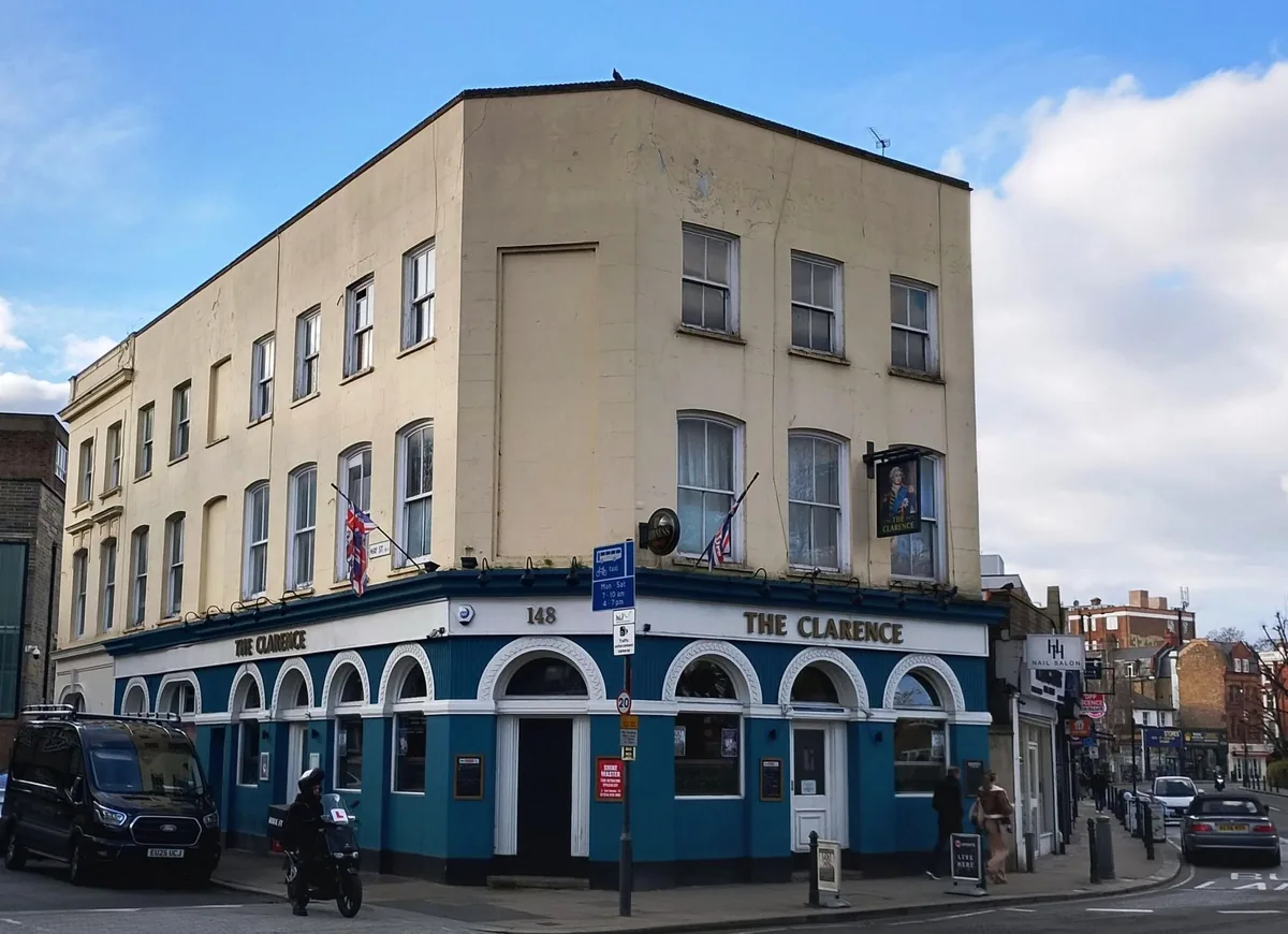 The Clarence, pool in Earls Court / West Kensington