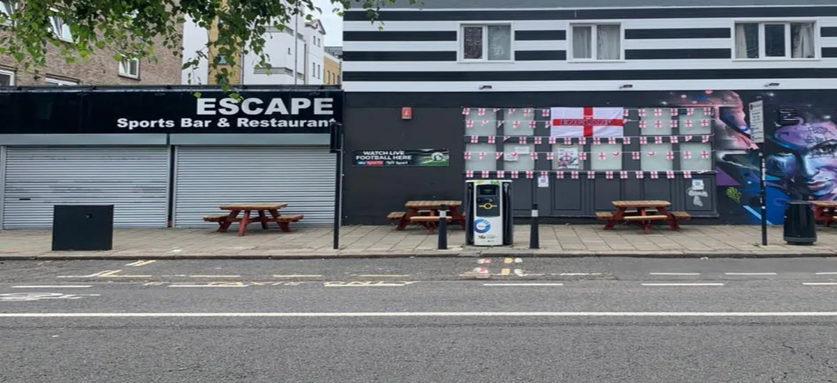 The Escape, pool in Euston / Mornington Crescent