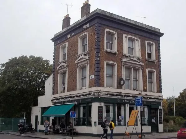 The Florin (Archway), pool in Archway (N19)
