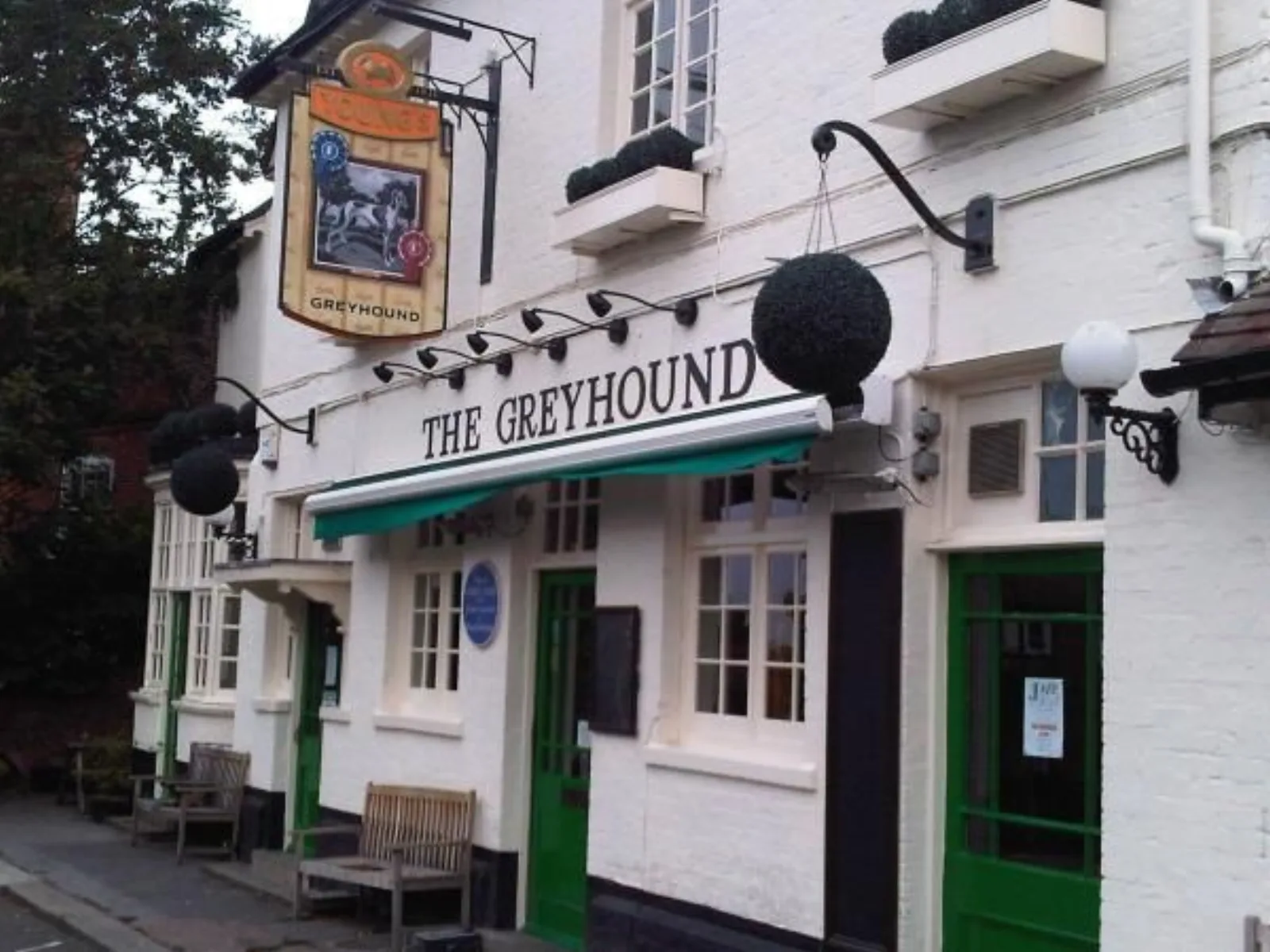 The Greyhound Hendon
