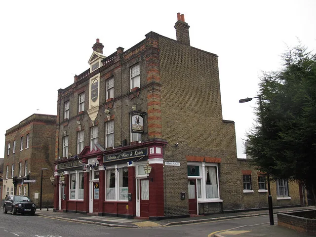 The Huntsman & Hounds Elephant and Castle, darts in Elephant and Castle