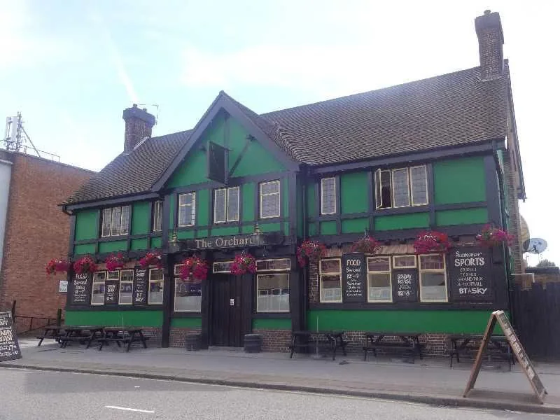 The Orchard, pool in Croydon