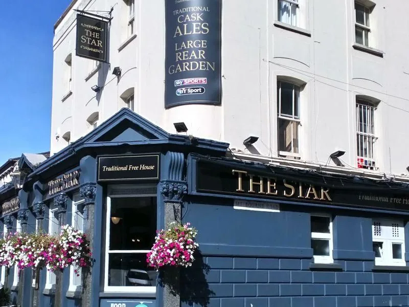 The Star (Wallington), pool in Wallington (SM6)