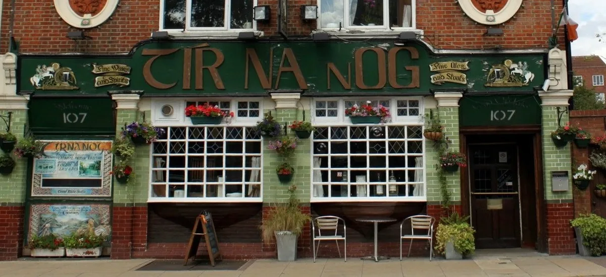Tir Na Nog, pool in Wandsworth (SW18)