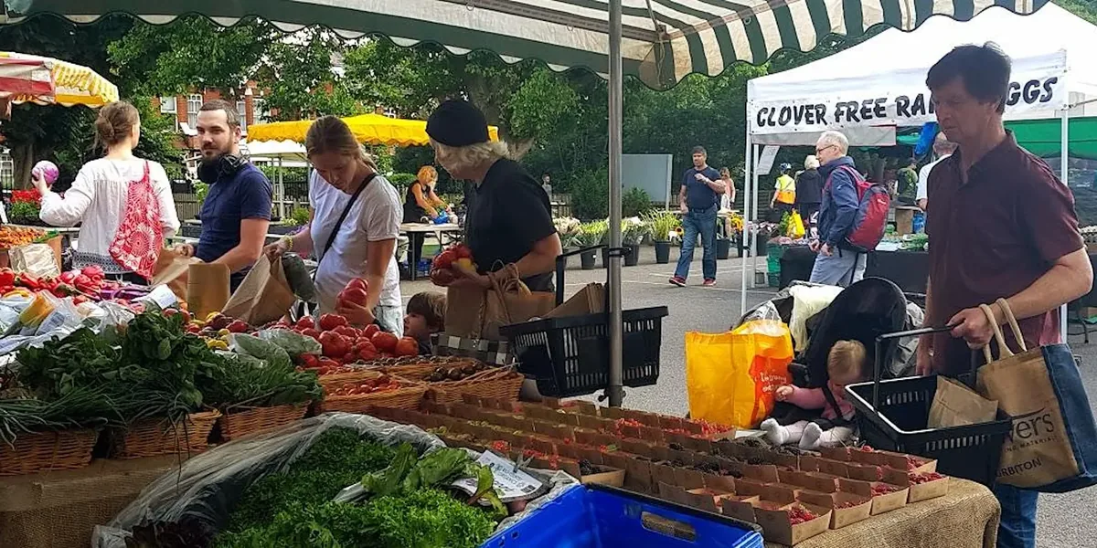 Wimbledon Farmers' Market, market in Wimbledon Park, Merton